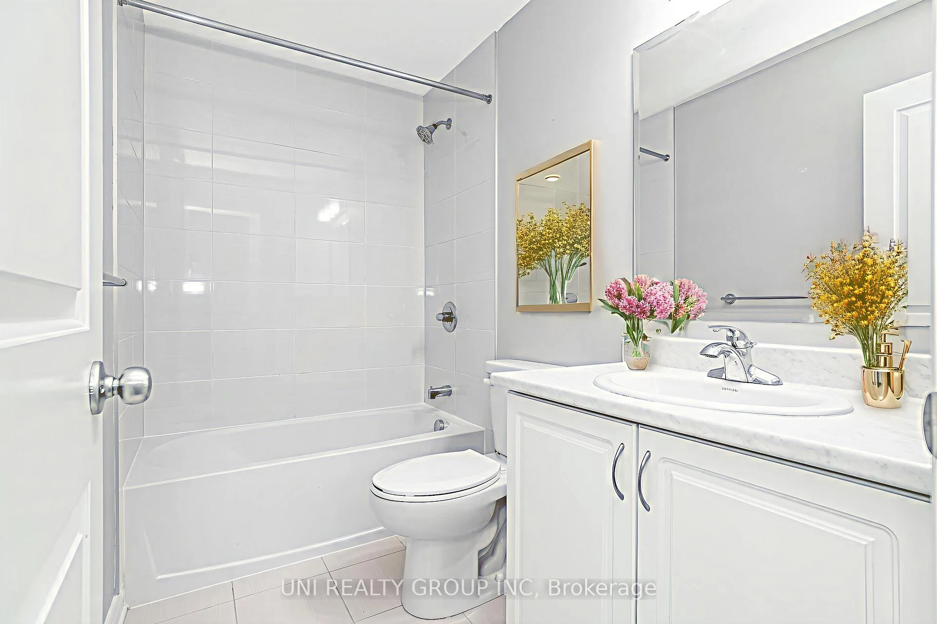 Photo 18 of 715 Decoeur Drive, Ottawa, Avalon West — HOMEH