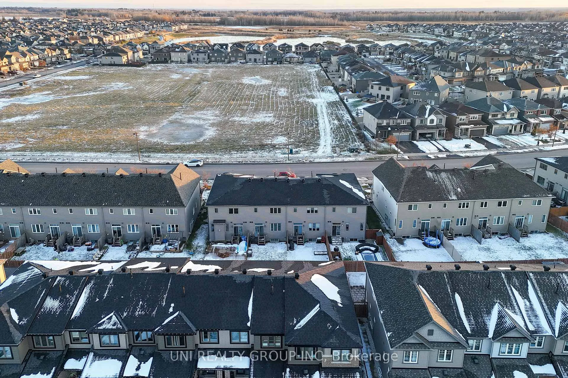 Photo 35 of 715 Decoeur Drive, Ottawa, Avalon West — HOMEH