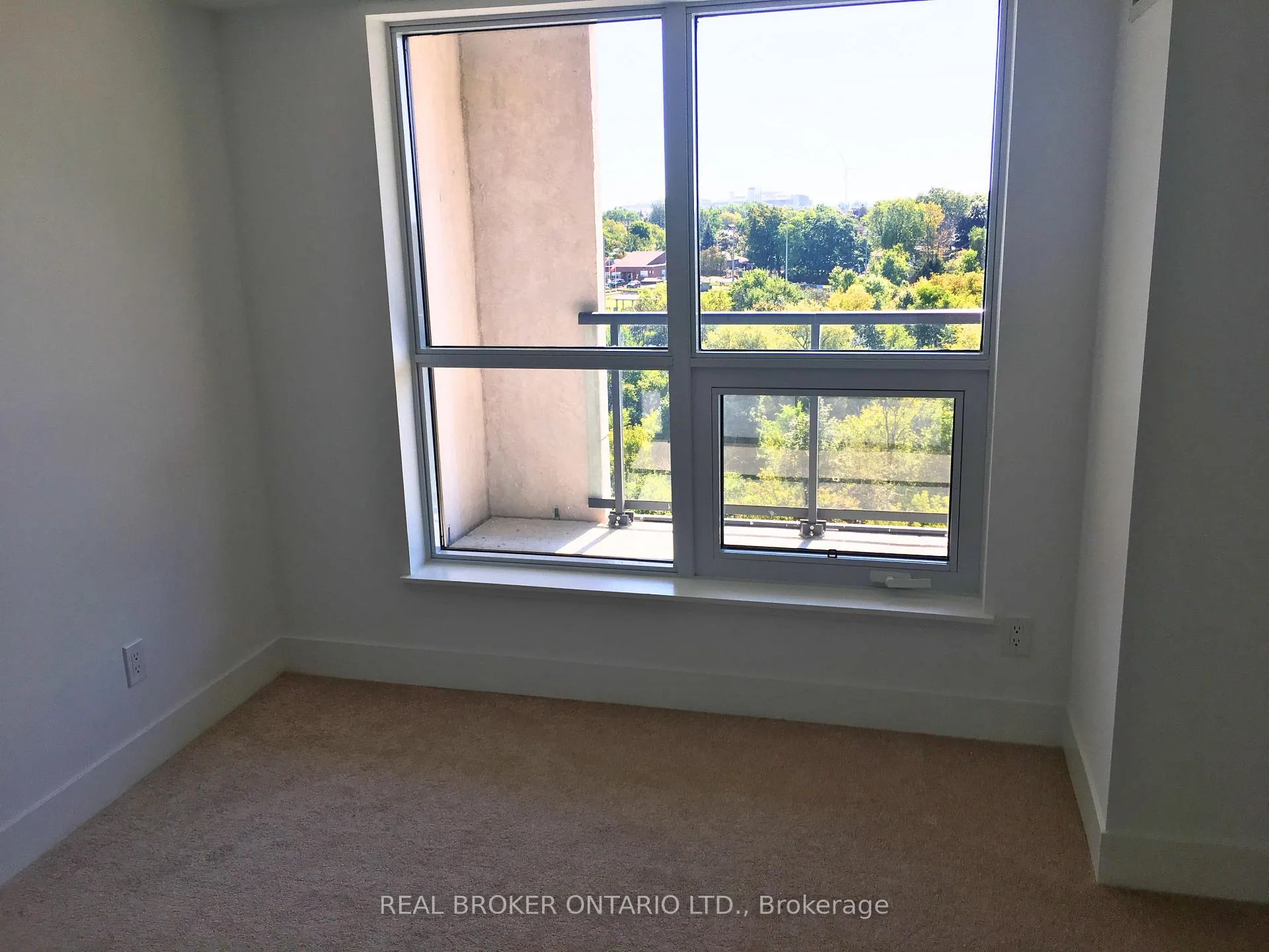 Photo 6 of Unit 505, 1255 Bayly Street W, Pickering, Bay Ridges — HOMEH