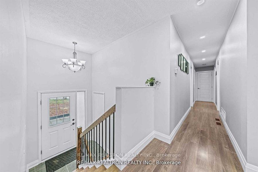 Photo 2 of 40 Rue Vanier, Tiny, Lafontaine — HOMEH