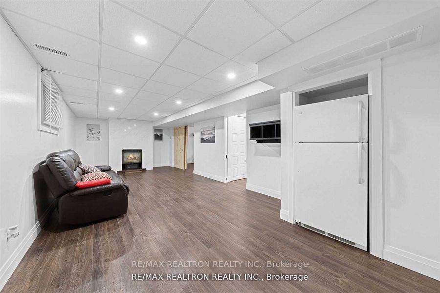 Photo 16 of 40 Rue Vanier, Tiny, Lafontaine — HOMEH