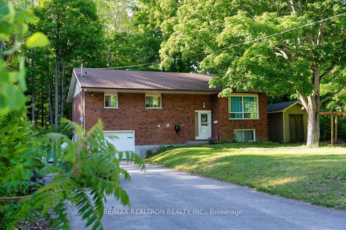 Photo 28 of 40 Rue Vanier, Tiny, Lafontaine — HOMEH