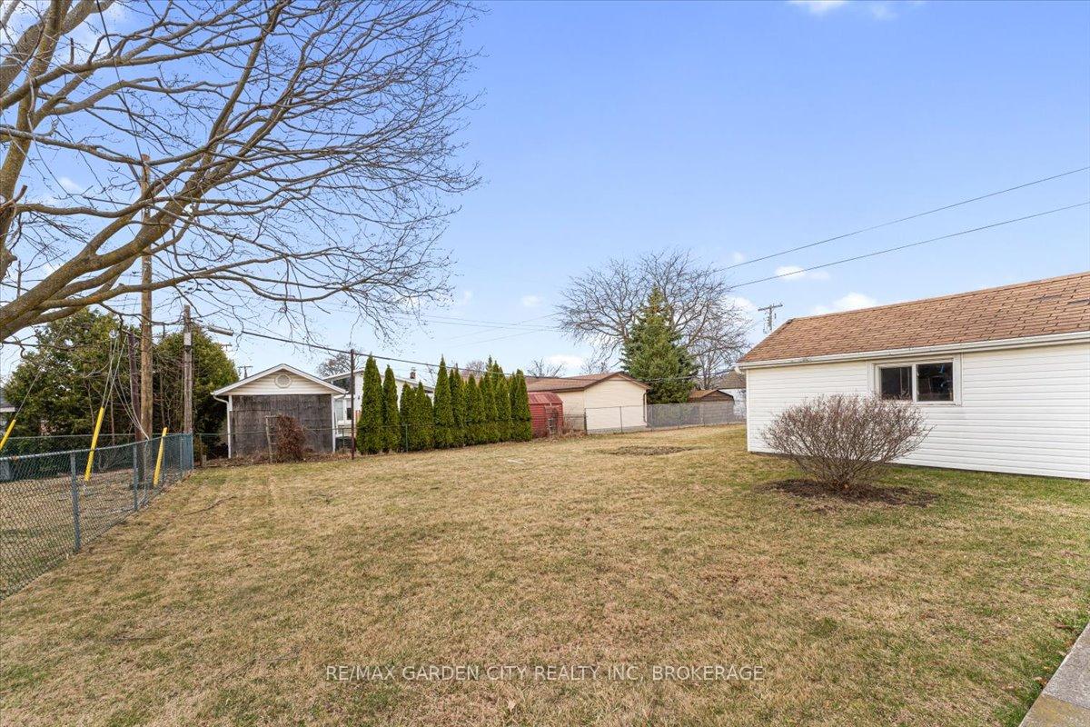 Photo 42 of 136 Elgin Street, Thorold, Thorold Downtown — HOMEH