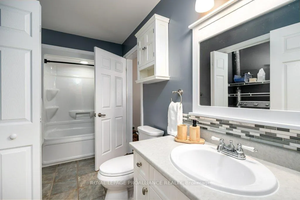 Photo 21 of 27 Forest Valley Drive, Quinte West, Frankford Ward — HOMEH