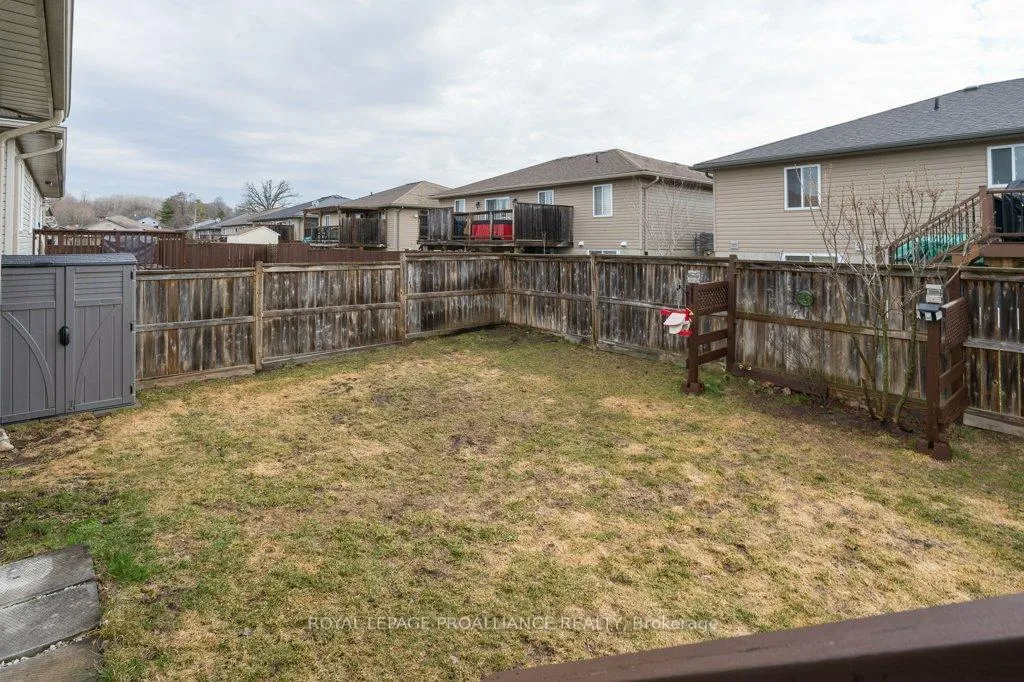 Photo 43 of 27 Forest Valley Drive, Quinte West, Frankford Ward — HOMEH
