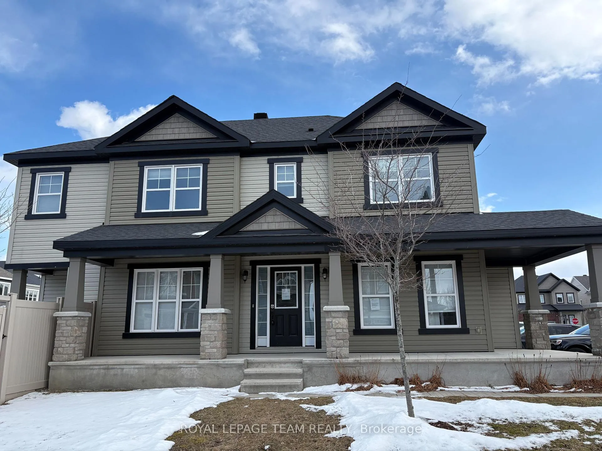 Front of 659 Pearl Dace Crescent
