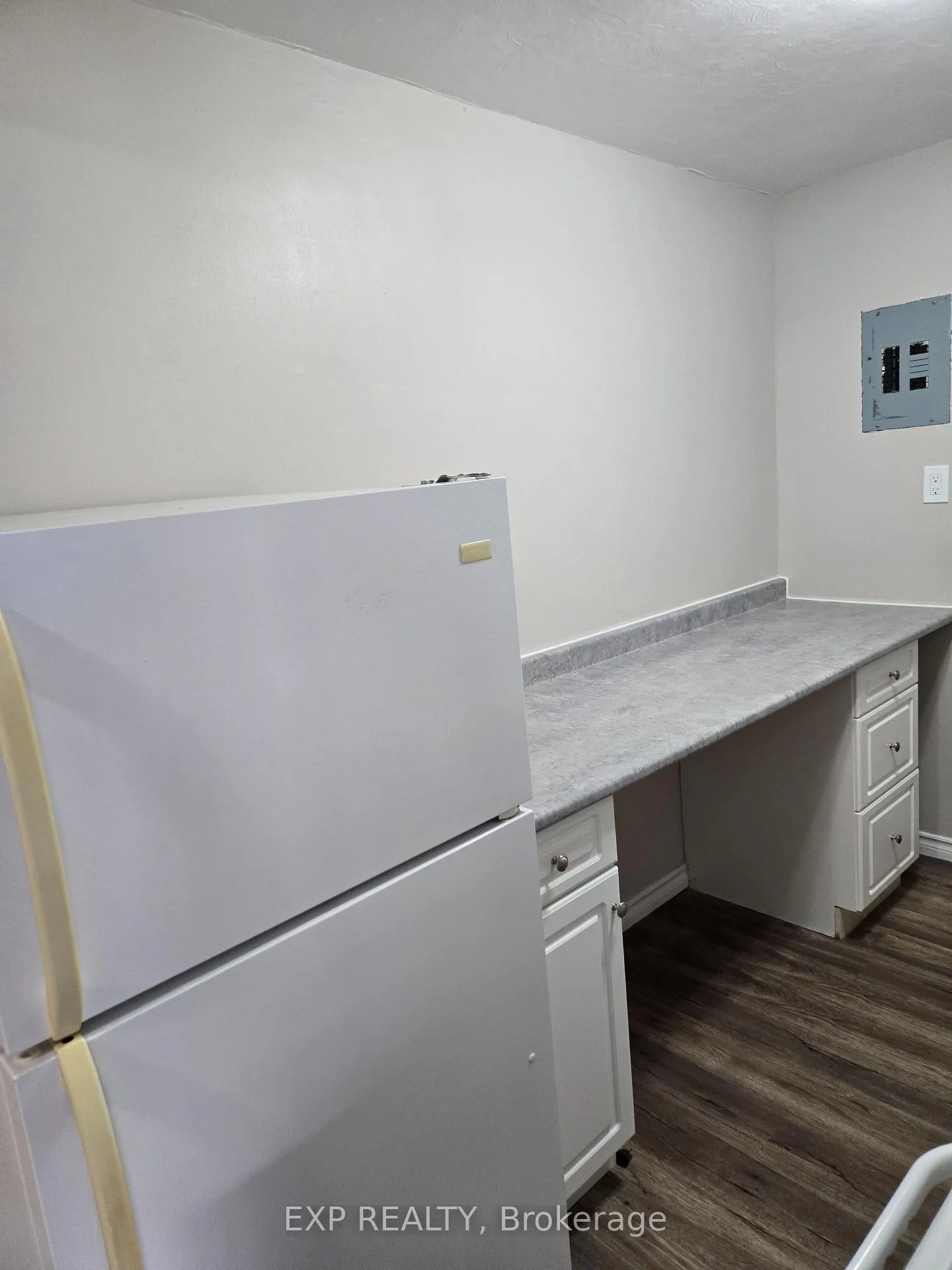 Photo 4 of Unit 201, 601 Barber Avenue N, North Perth, Listowel — HOMEH