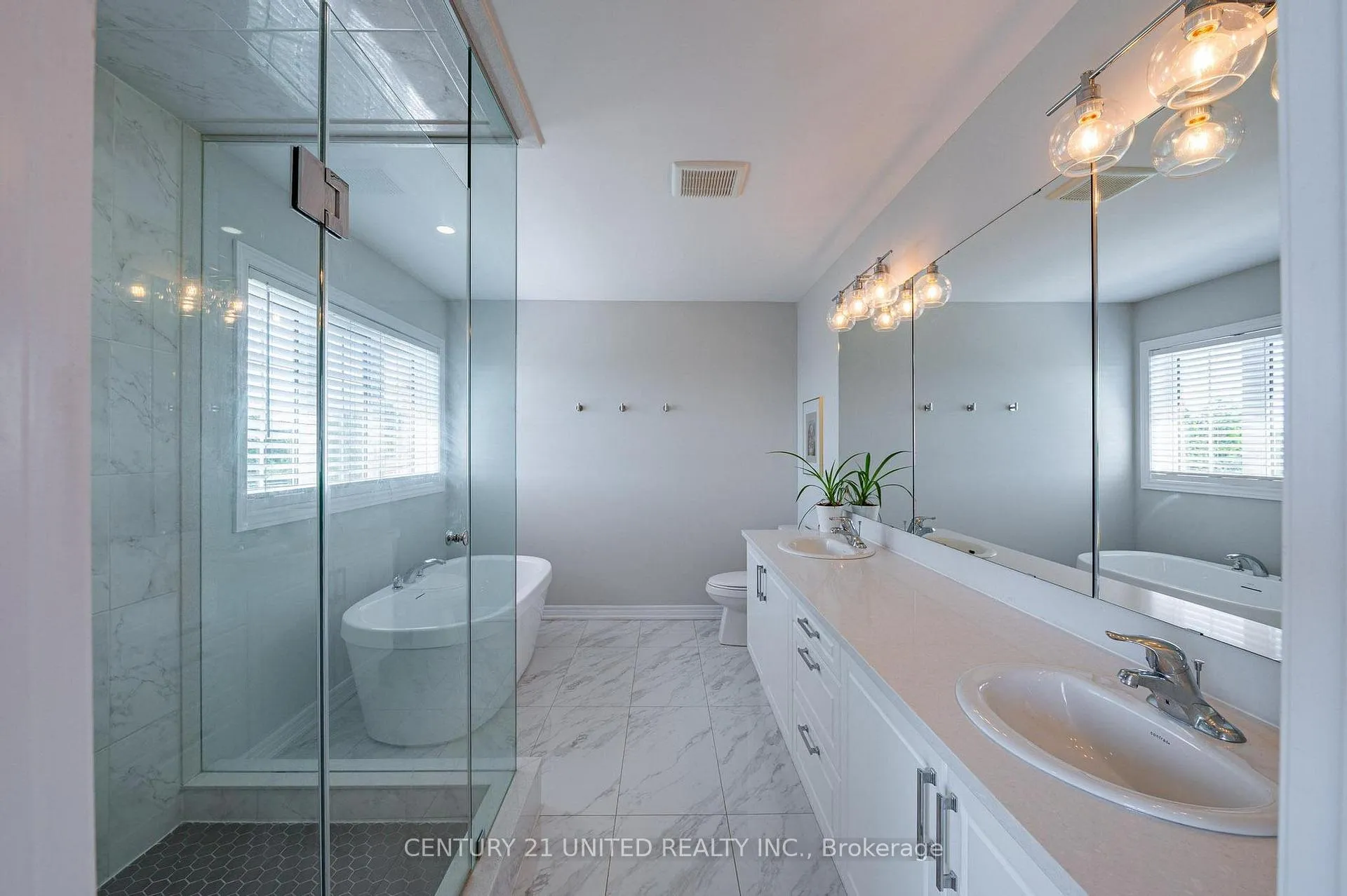Photo 17 of 159 Mcphail Avenue, Clarington, Bowmanville — HOMEH