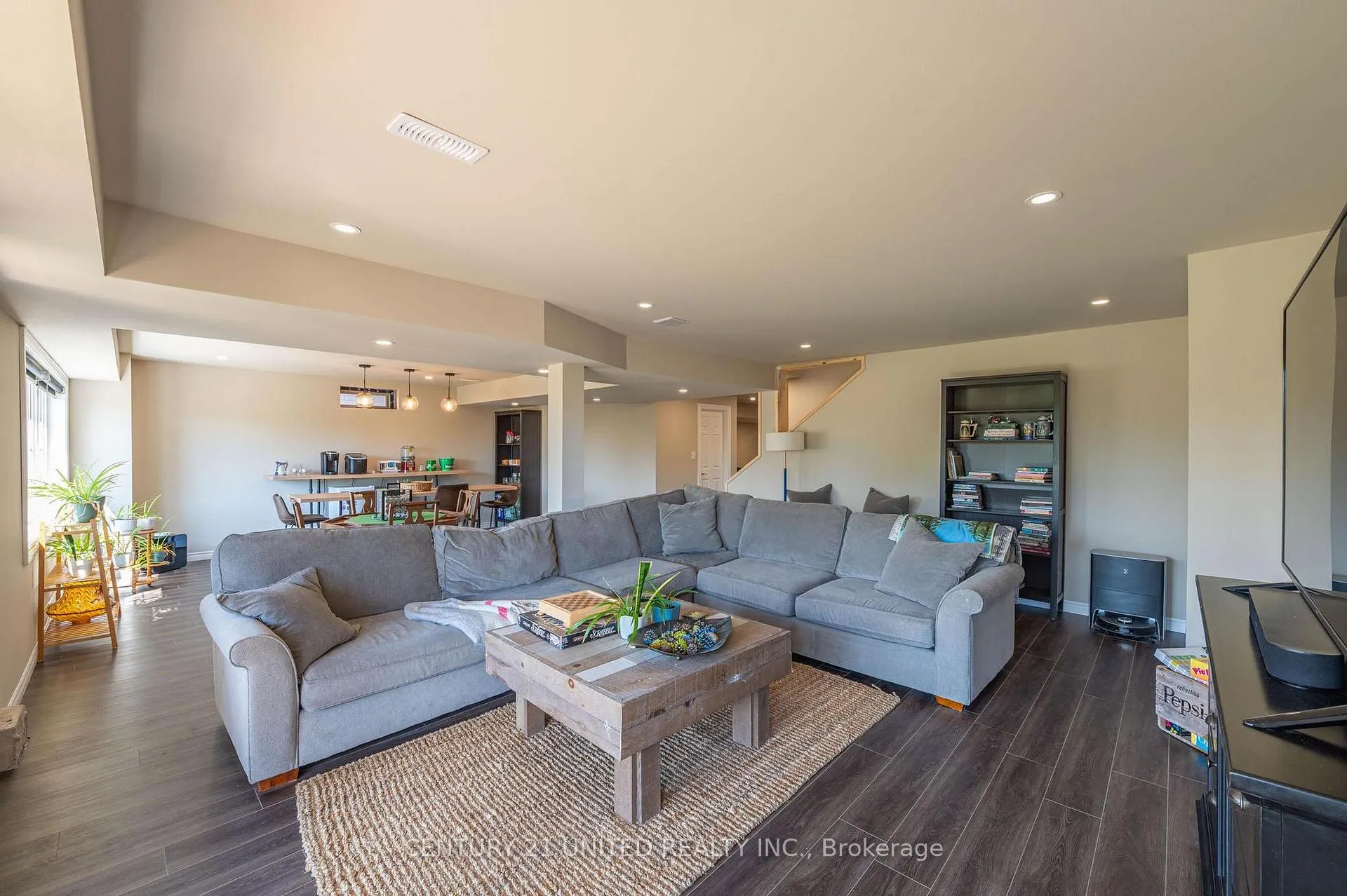 Photo 27 of 159 Mcphail Avenue, Clarington, Bowmanville — HOMEH