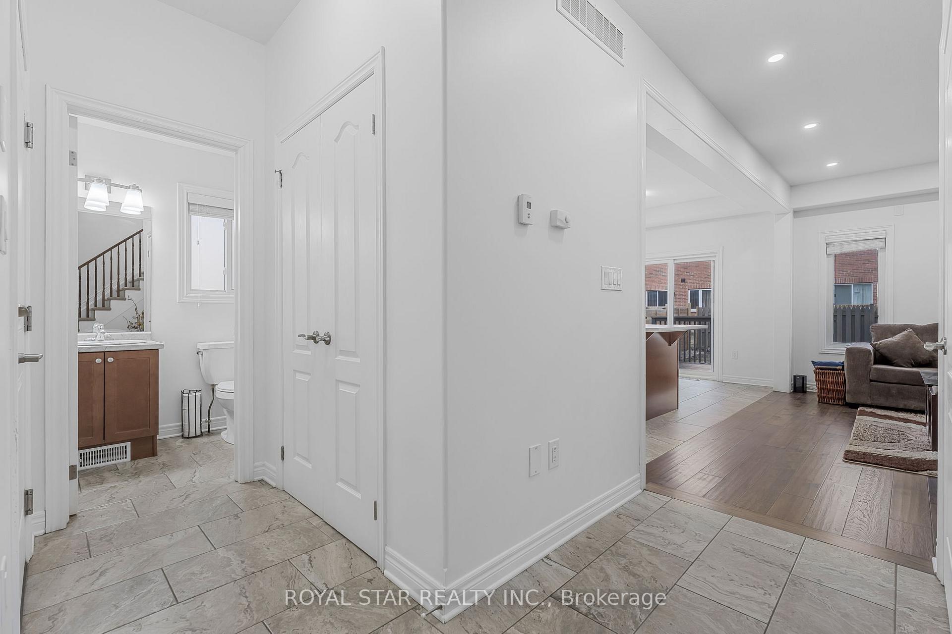 Photo 4 of 108 Sunset Way, Thorold, Rolling Meadows — HOMEH