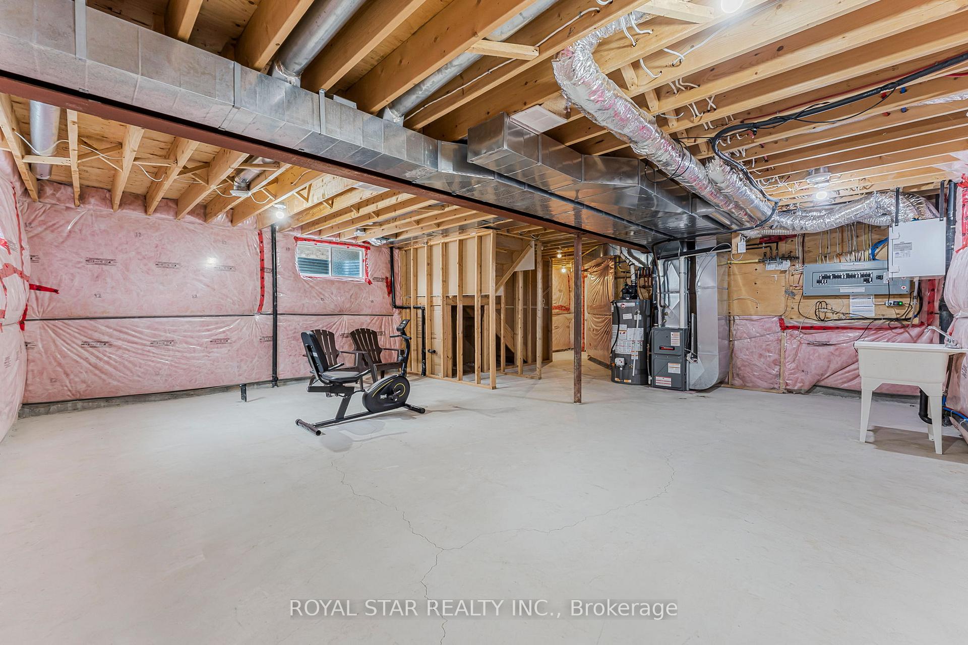 Photo 24 of 108 Sunset Way, Thorold, Rolling Meadows — HOMEH