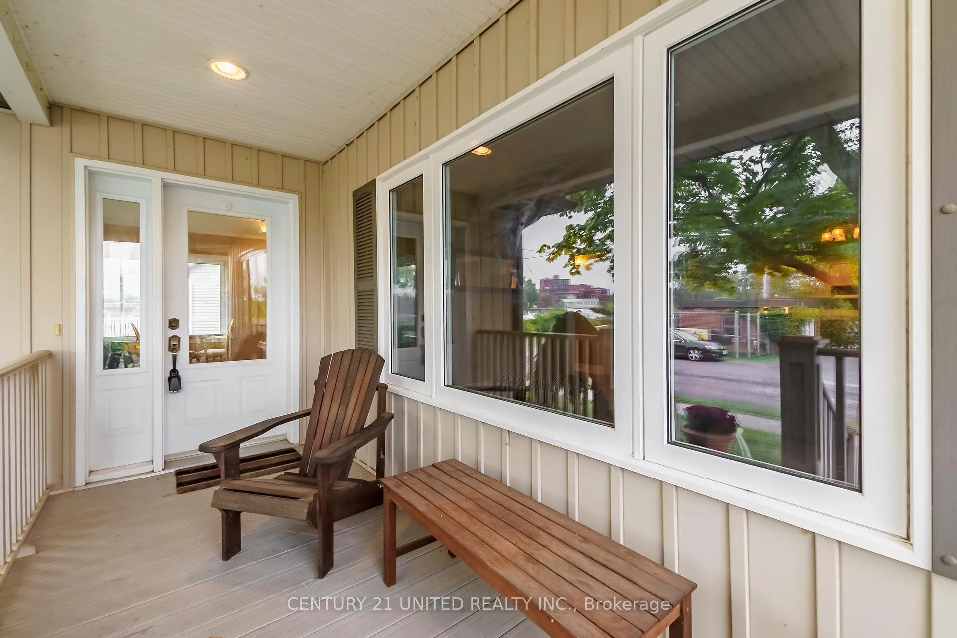 Photo 7 of 57 Edgewater Boulevard, Peterborough, Ashburnham Ward 4 — HOMEH
