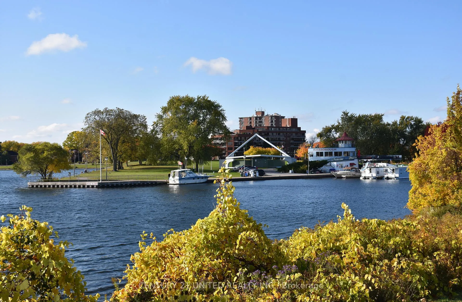 Photo 41 of 57 Edgewater Boulevard, Peterborough, Ashburnham Ward 4 — HOMEH