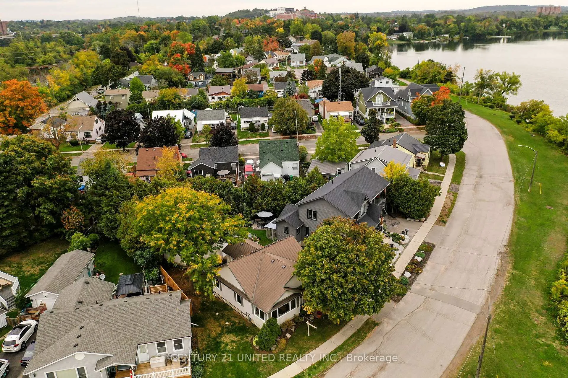 Photo 42 of 57 Edgewater Boulevard, Peterborough, Ashburnham Ward 4 — HOMEH