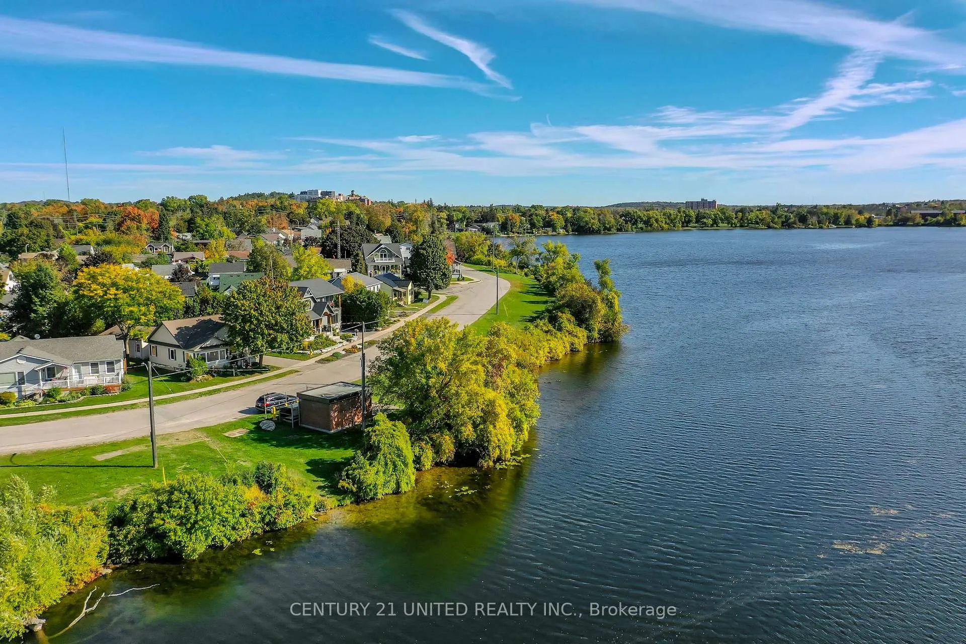 Photo 43 of 57 Edgewater Boulevard, Peterborough, Ashburnham Ward 4 — HOMEH