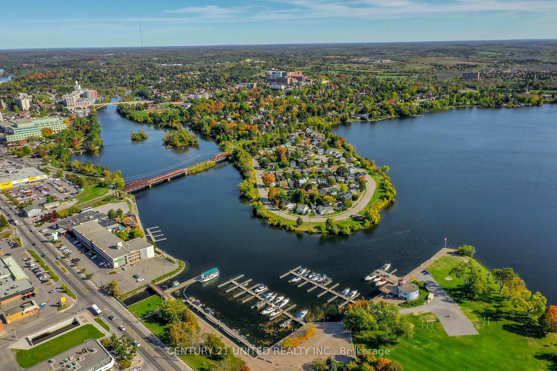 Photo 46 of 57 Edgewater Boulevard, Peterborough, Ashburnham Ward 4 — HOMEH