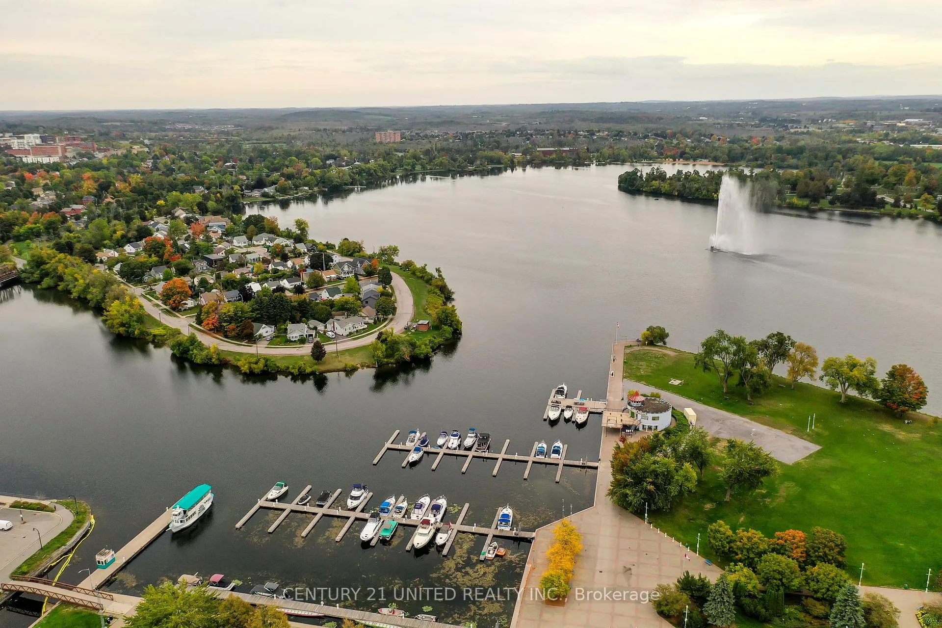 Photo 47 of 57 Edgewater Boulevard, Peterborough, Ashburnham Ward 4 — HOMEH
