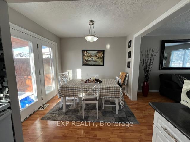 Photo 9 of 42 Manley Crescent, Thorold, Confederation Heights — HOMEH