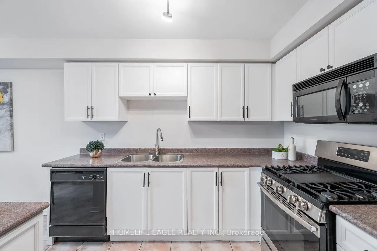 Photo 9 of 42 Millcliff Circle, Aurora, Aurora Grove — HOMEH
