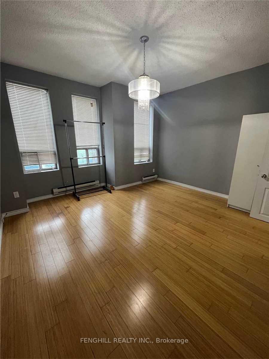 Photo 5 of Unit 2, 678 Bathurst Street, Toronto, Palmerston-Little Italy — HOMEH