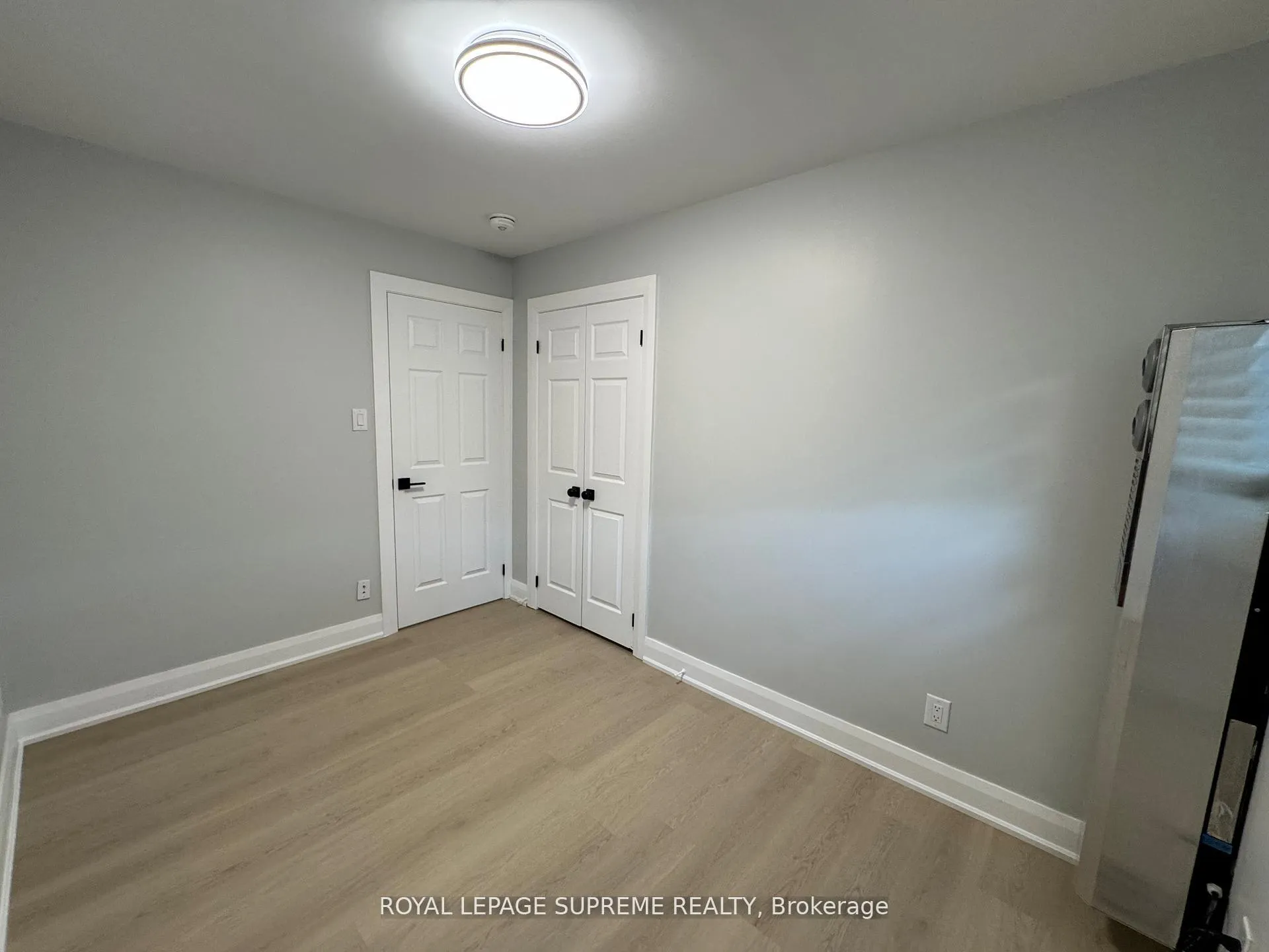 Photo 11 of Unit Upper, 8 Redwood Court, Barrie, Grove East — HOMEH