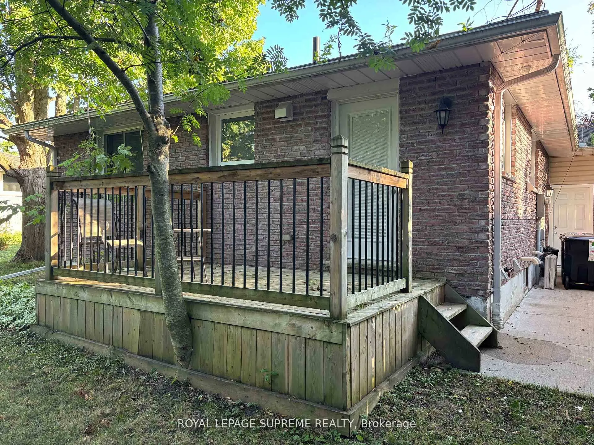 Photo 13 of Unit Upper, 8 Redwood Court, Barrie, Grove East — HOMEH