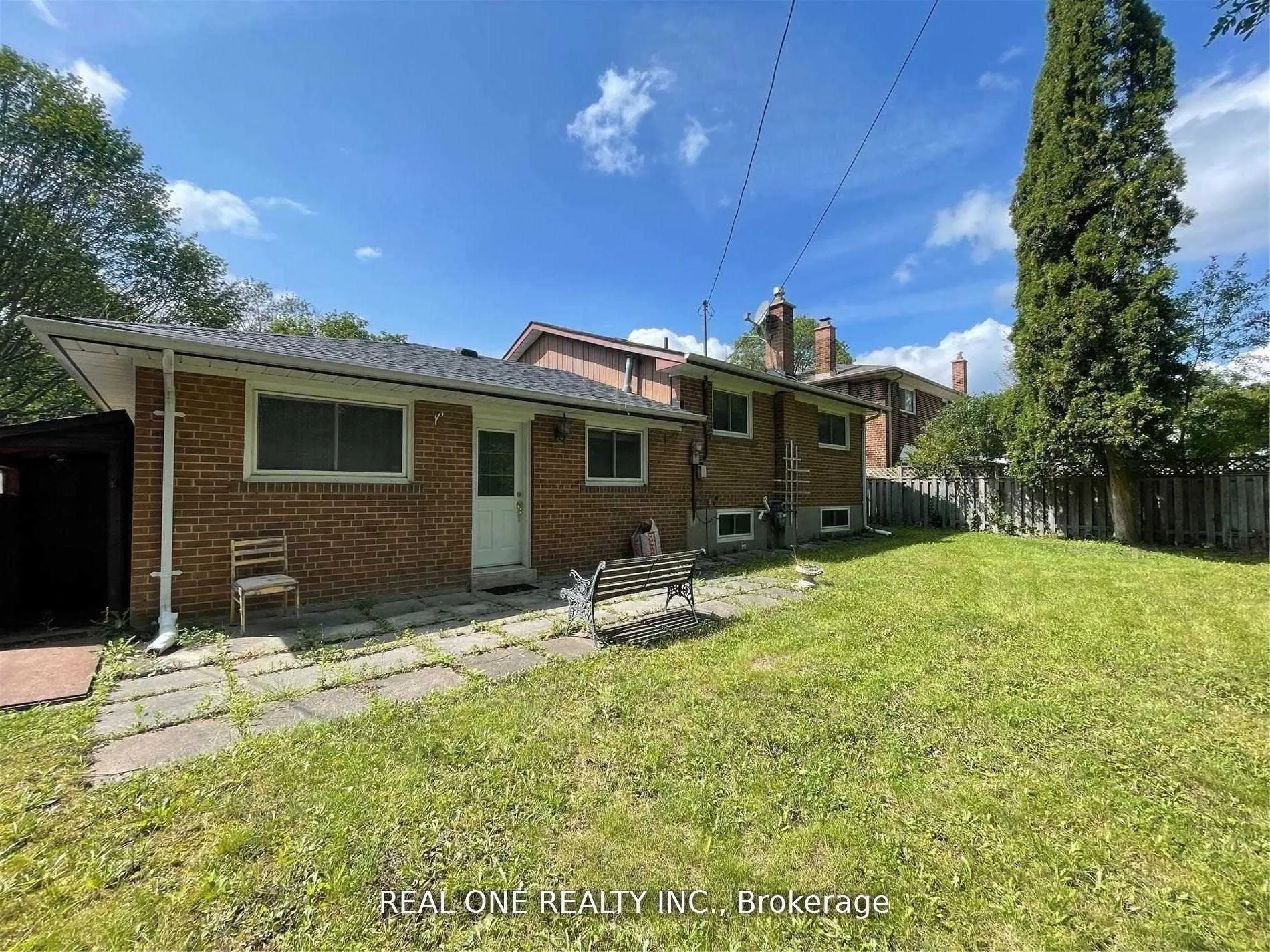 Photo 16 of 17 Valleycrest Avenue, Markham, Bullock — HOMEH
