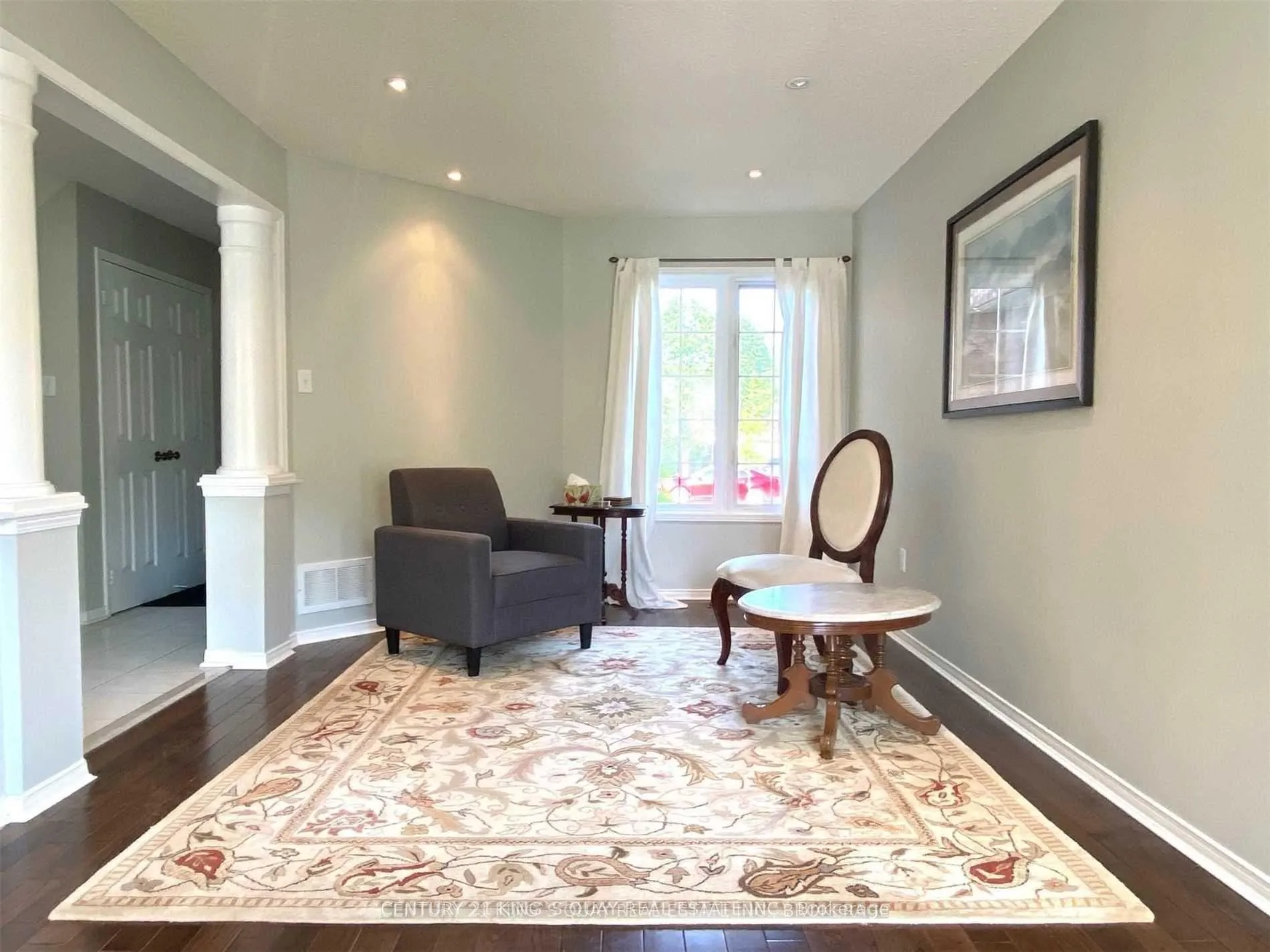 Photo 2 of 22 Rush Road, Aurora, Bayview Wellington — HOMEH