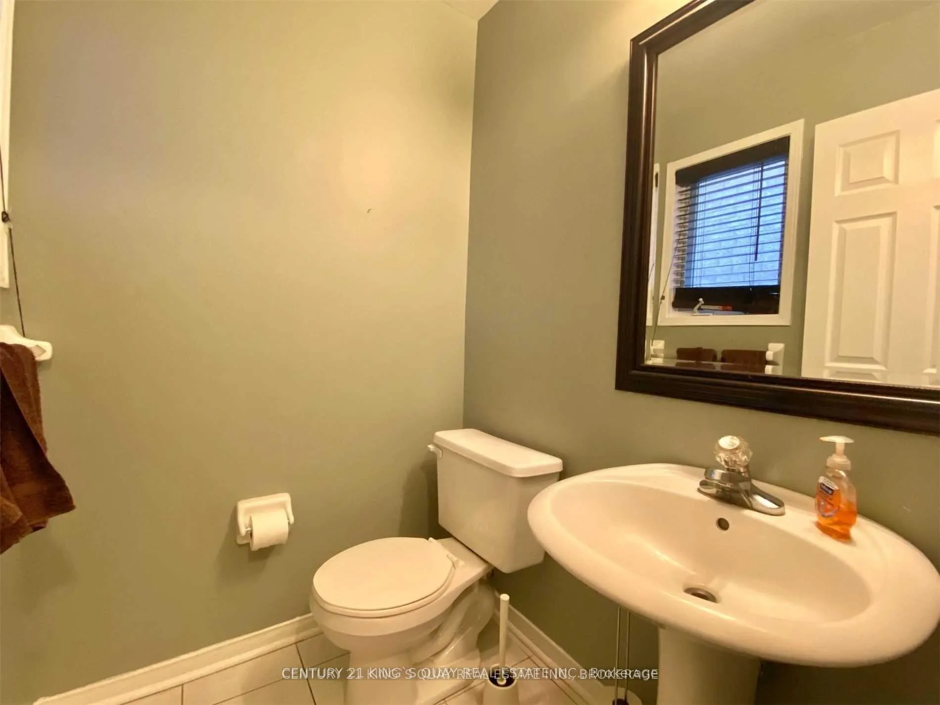 Photo 5 of 22 Rush Road, Aurora, Bayview Wellington — HOMEH