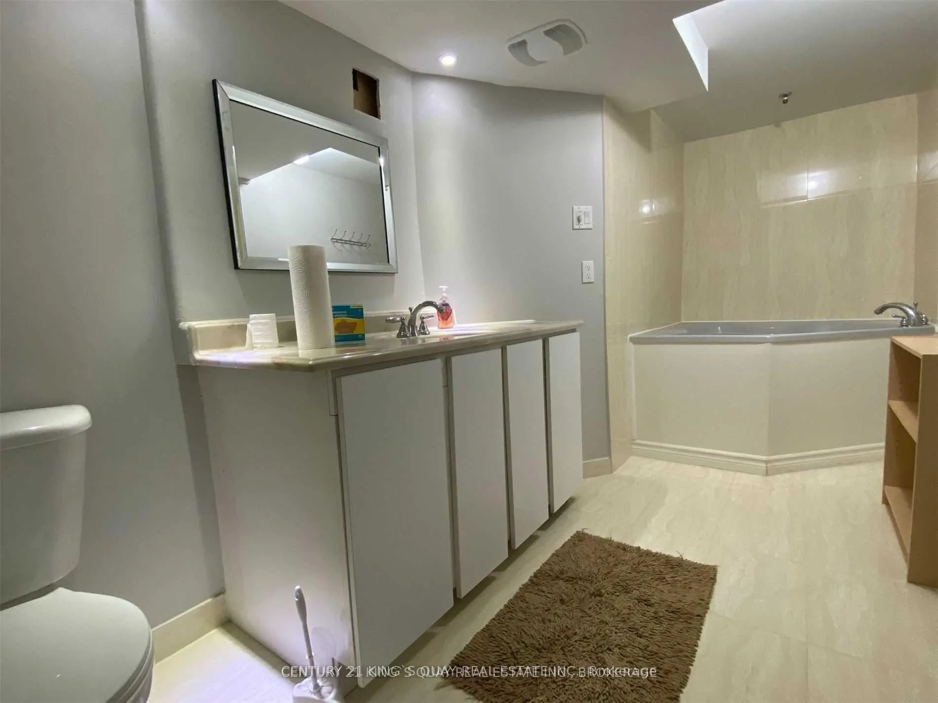 Photo 7 of 22 Rush Road, Aurora, Bayview Wellington — HOMEH