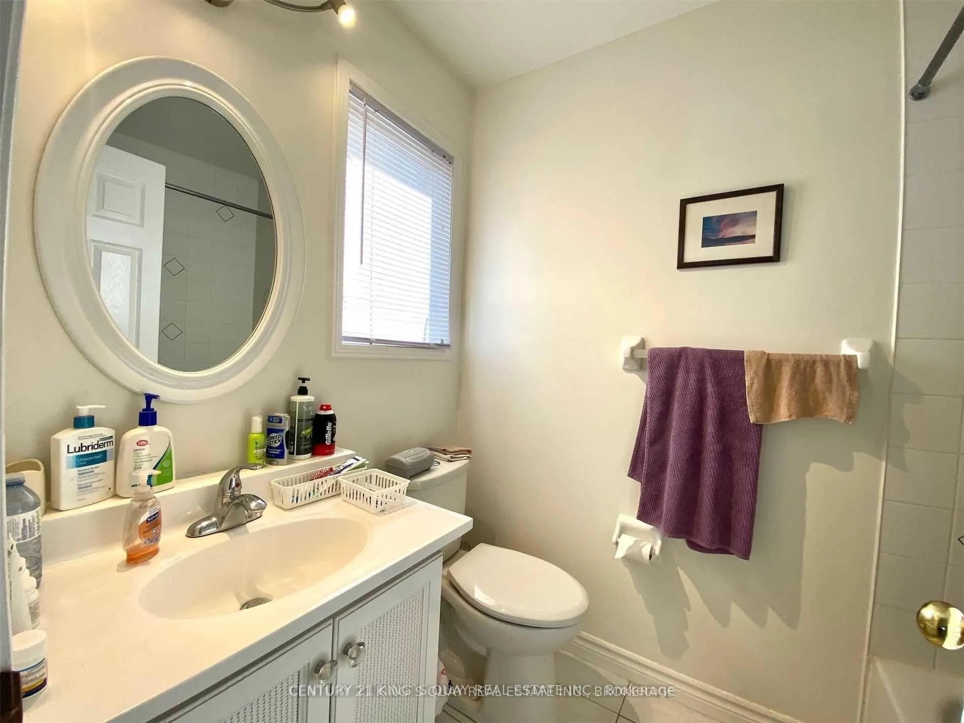Photo 9 of 22 Rush Road, Aurora, Bayview Wellington — HOMEH