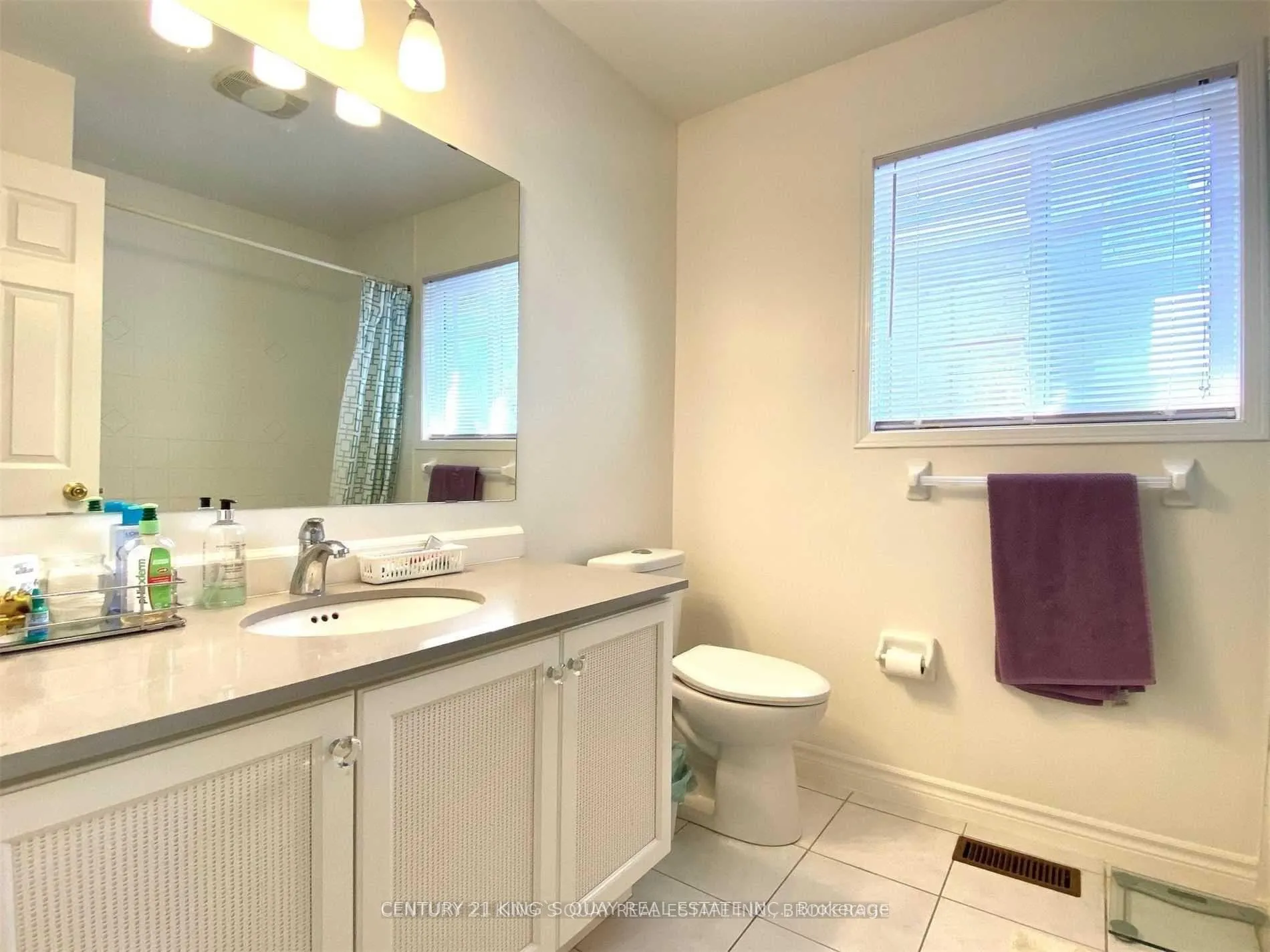 Photo 11 of 22 Rush Road, Aurora, Bayview Wellington — HOMEH