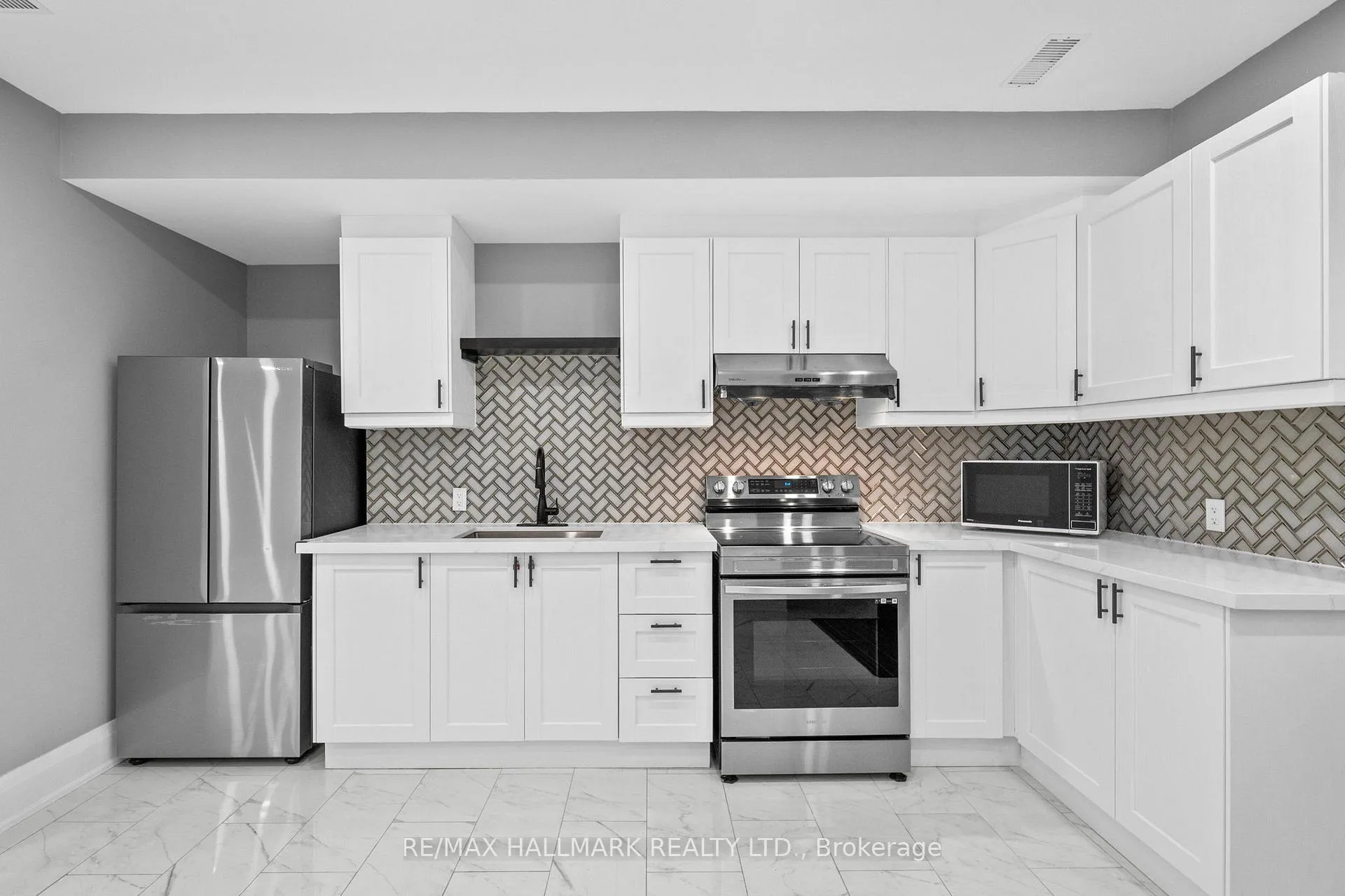 Photo 10 of Unit Bsmt, 1405 Concession 7 Road, Clarington, Rural Clarington — HOMEH