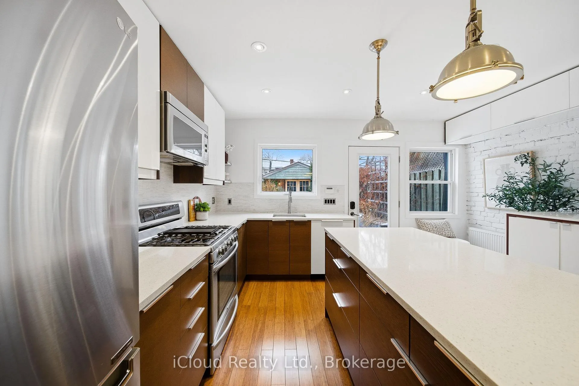 Photo 21 of 56 Arundel Avenue, Toronto, Playter Estates-Danforth — HOMEH