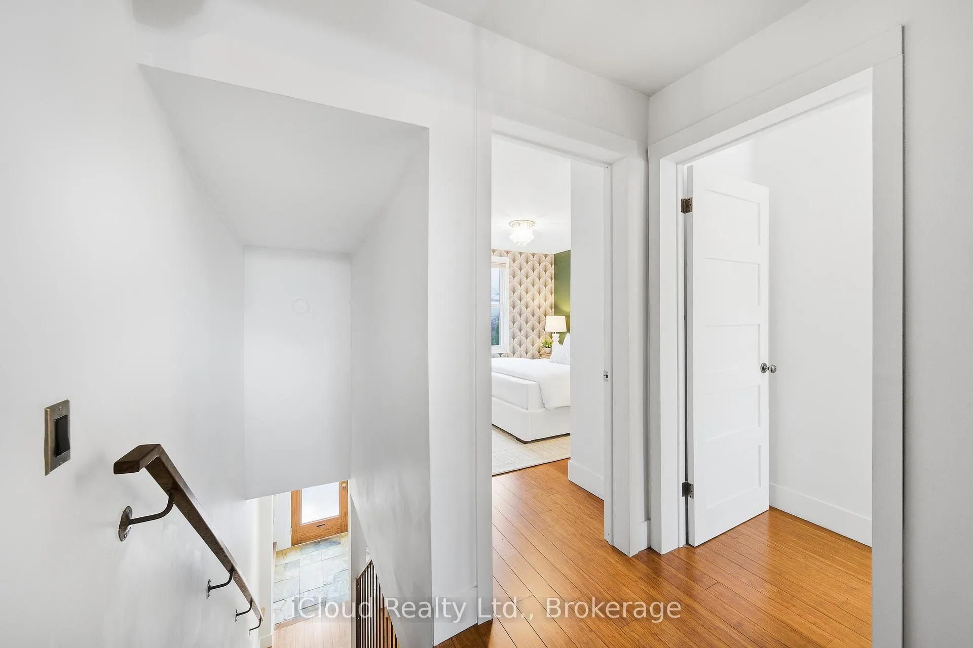 Photo 28 of 56 Arundel Avenue, Toronto, Playter Estates-Danforth — HOMEH