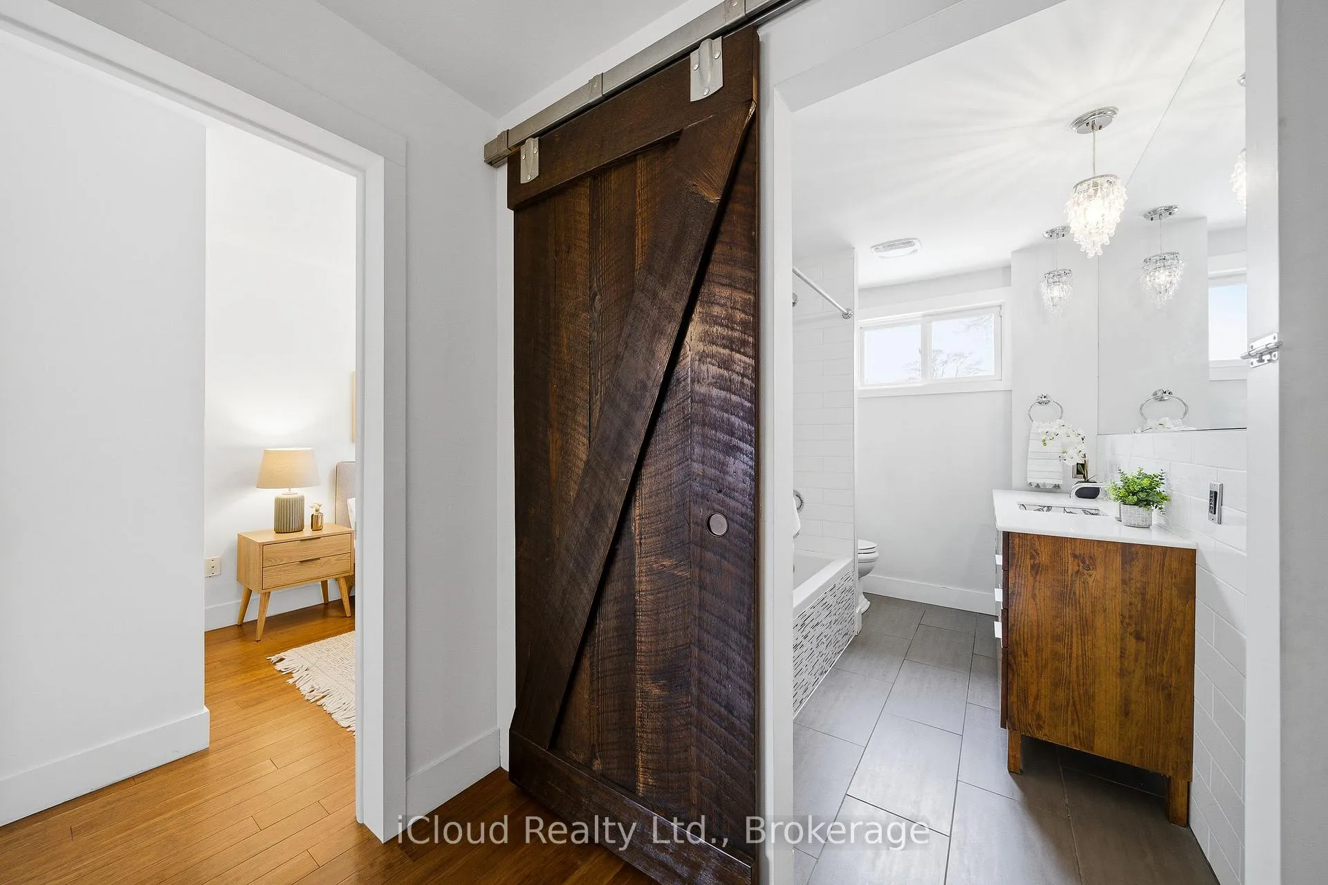 Photo 29 of 56 Arundel Avenue, Toronto, Playter Estates-Danforth — HOMEH