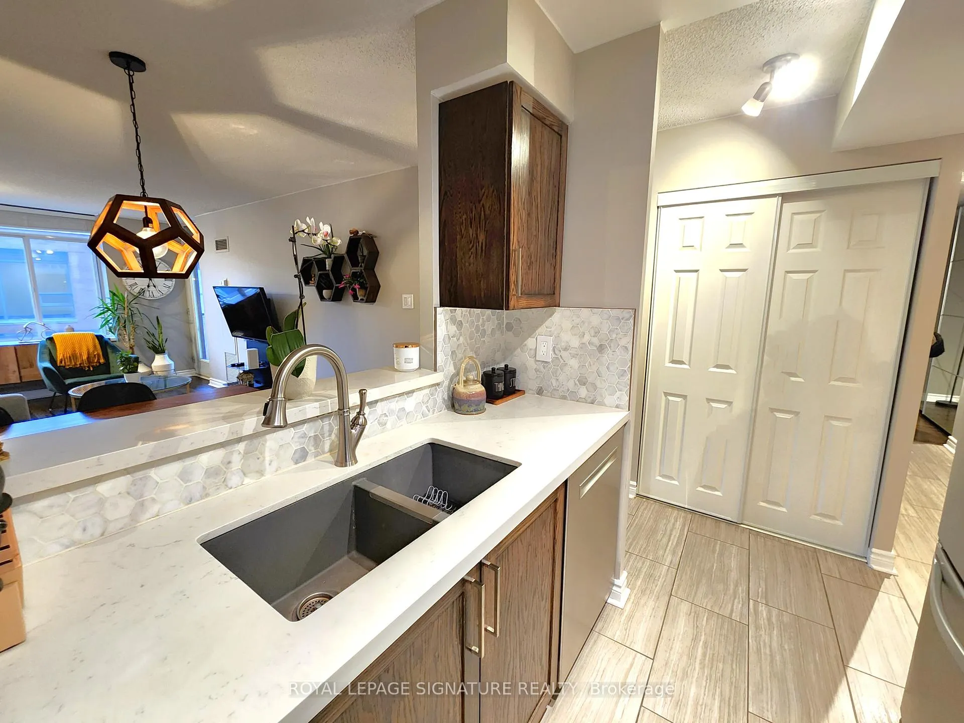 Photo 6 of Unit 608, 39 Parliament Street, Toronto, Waterfront Communities — HOMEH