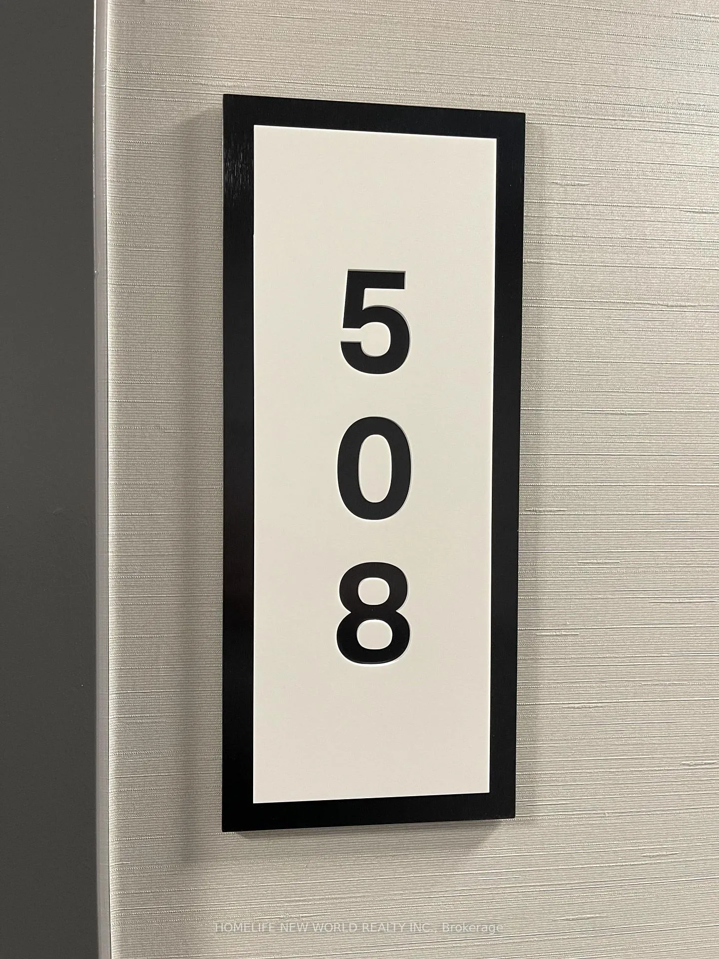 Front of Unit 508, 758 Dovercourt Road