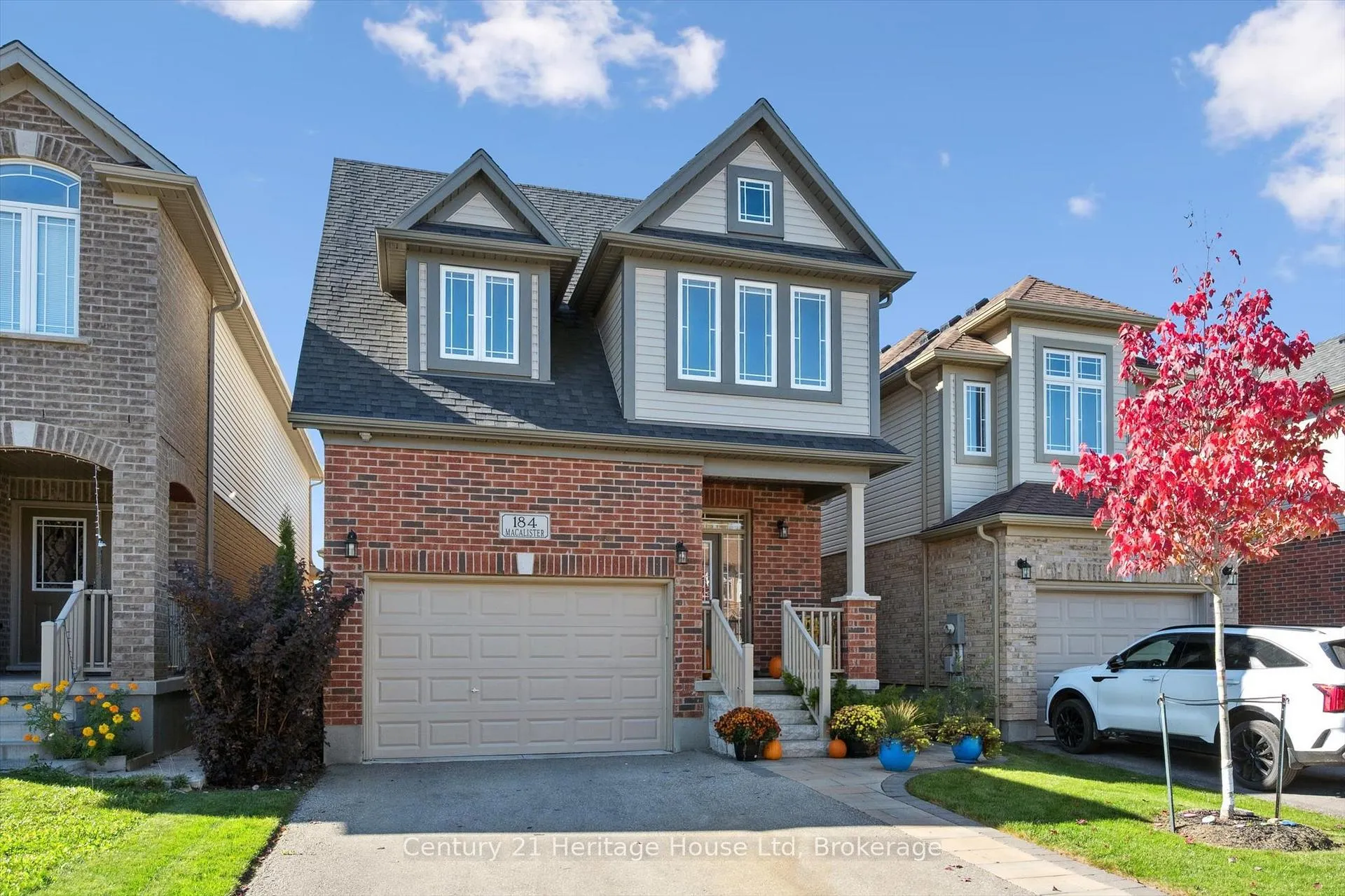 Photo 2 of 184 Macalister Boulevard, Guelph, Kortright East — HOMEH