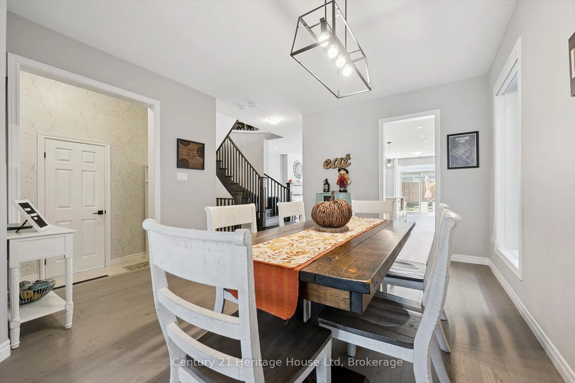 Photo 7 of 184 Macalister Boulevard, Guelph, Kortright East — HOMEH
