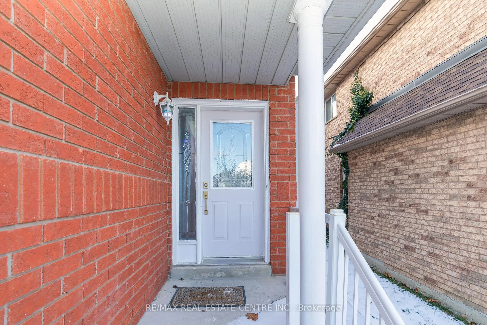 Photo 5 of 40 Olympia Crescent, Brampton, Fletcher's Meadow — HOMEH