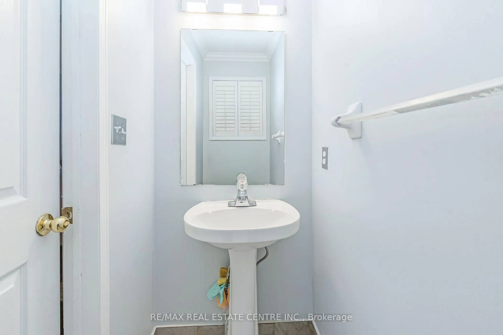 Photo 9 of 40 Olympia Crescent, Brampton, Fletcher's Meadow — HOMEH