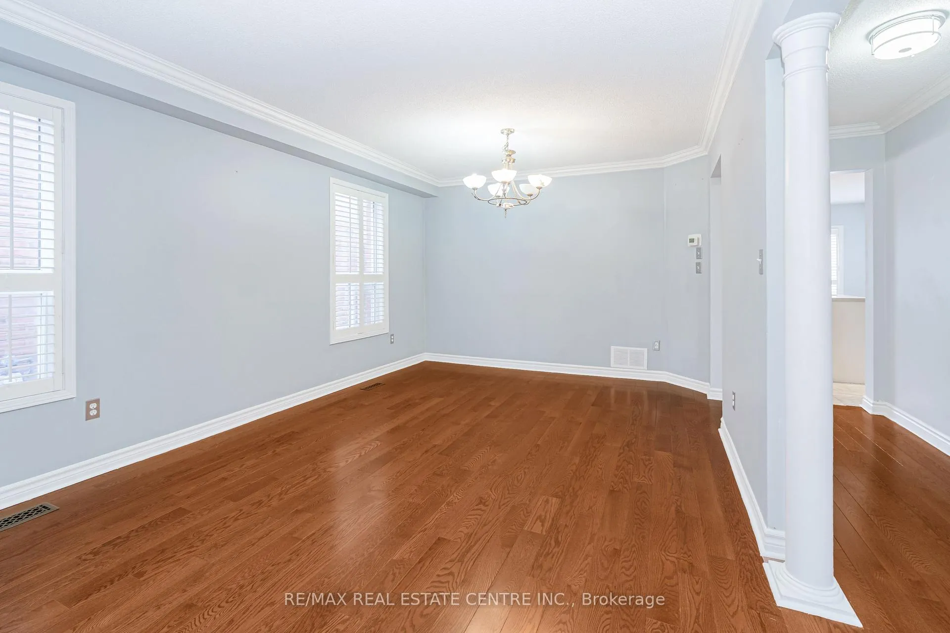 Photo 11 of 40 Olympia Crescent, Brampton, Fletcher's Meadow — HOMEH