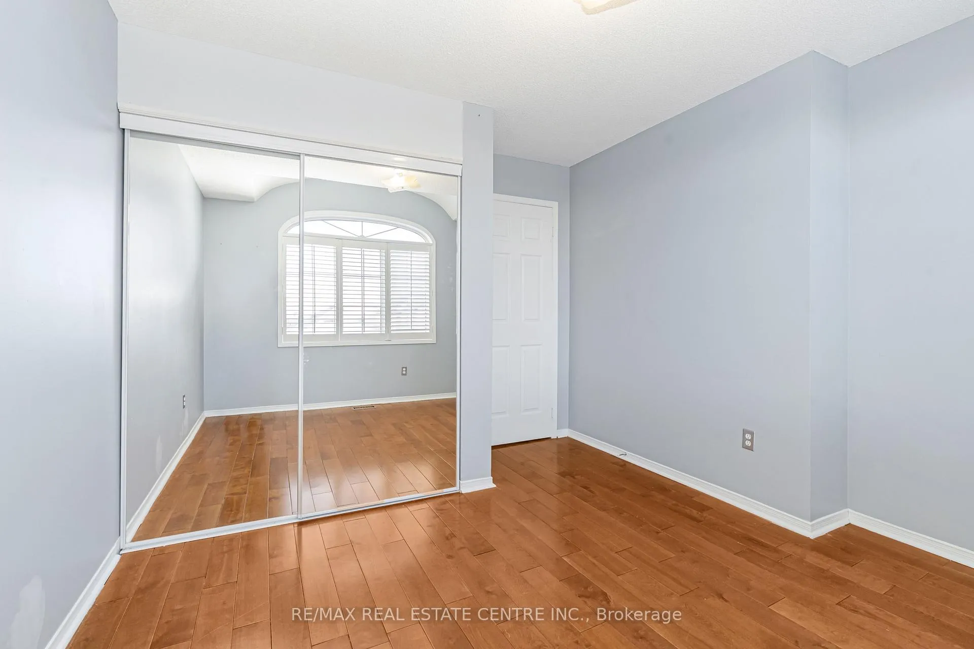 Photo 17 of 40 Olympia Crescent, Brampton, Fletcher's Meadow — HOMEH