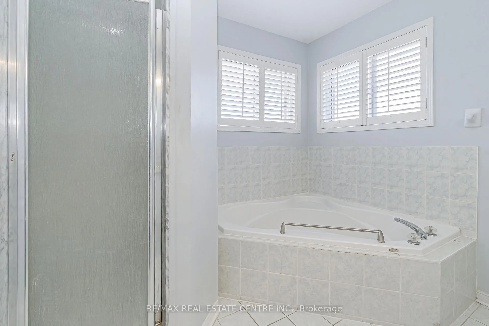 Photo 29 of 40 Olympia Crescent, Brampton, Fletcher's Meadow — HOMEH