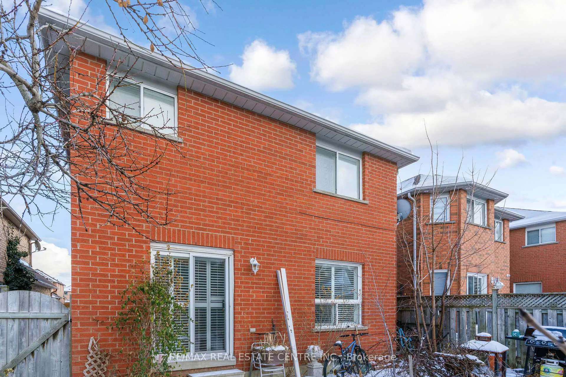 Photo 36 of 40 Olympia Crescent, Brampton, Fletcher's Meadow — HOMEH