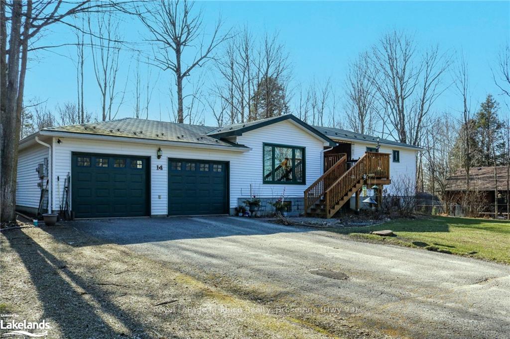 Photo 4 of 14 Seneca Crescent, Tiny, Rural Tiny — HOMEH
