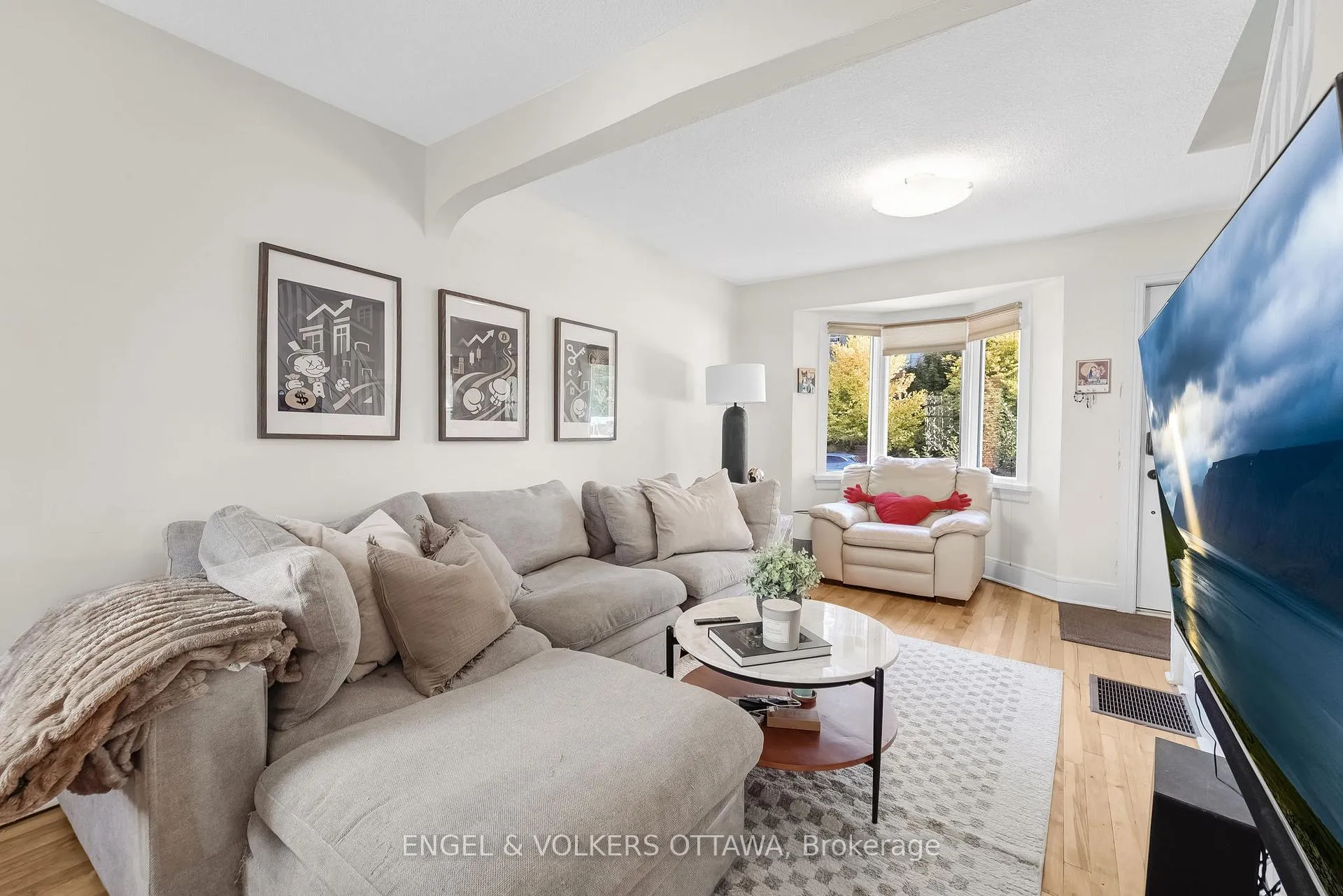 Photo 6 of 46 Holland Avenue, Ottawa, Ottawa West — HOMEH