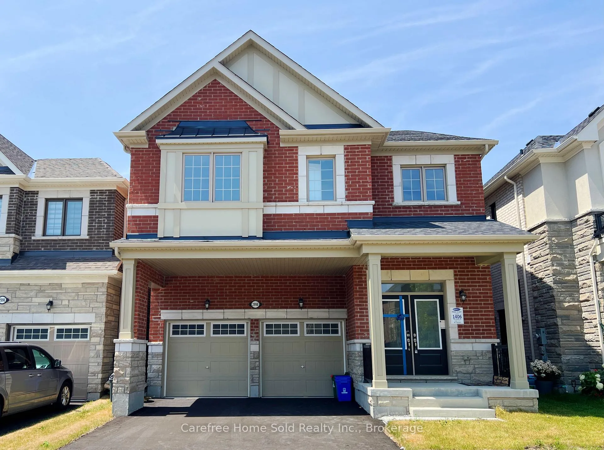 Front of 2998 Heartwood Lane