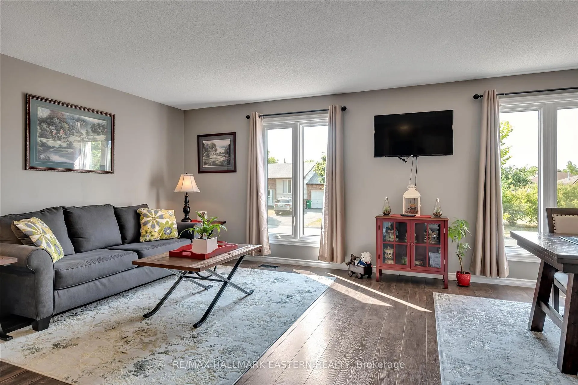 Photo 3 of 2574 Foxmeadow Road, Peterborough, Ashburnham Ward 4 — HOMEH